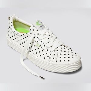 Cariuma OCA Low Black Polka Dots White Canvas Sneaker Shoes Woman’s Sz 8